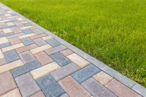 Best Decorative Driveway Pavers  in Holiday Shores, IL